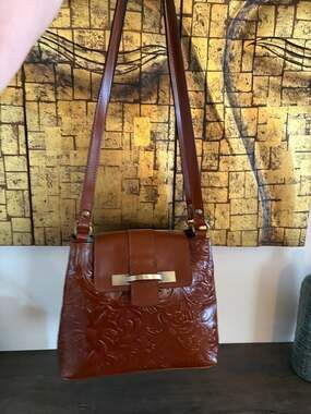 Patricia Nash Larone Rose Tooled Leather Crossbody Shoulder Bag in Florence Tan